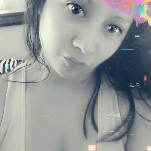 Meet your Posher, Daniela